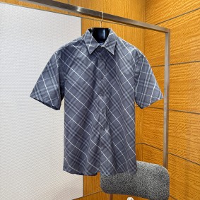 Burberry Unisex Shirt(Size:S|M|L|Xl)