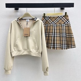 Burberry Women Suit(Size:S|M|L)