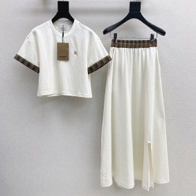 Burberry Women Suit(Size:S|M|L)