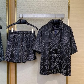 Louis Vuitton Unisex Shirt(Size:S|M|L|Xl)