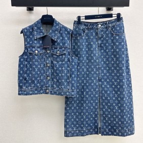 Louis Vuitton Women Suit(Size:S|M|L)