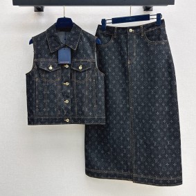 Louis Vuitton Women Suit(Size:S|M|L)