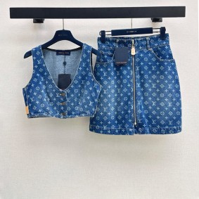 Louis Vuitton Women Suit(Size:S|M|L)