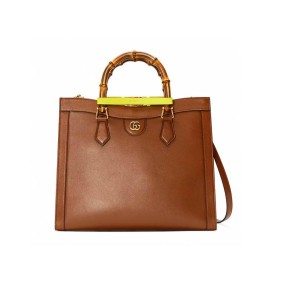 Gucci Diana Medium Tote Bag