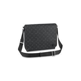 Louis Vuitton District Mm