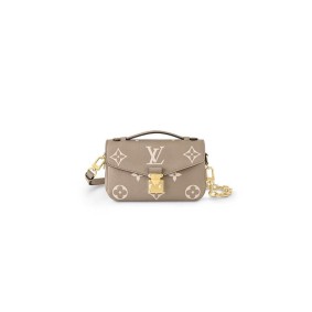 Louis Vuitton Pochette Metis East West