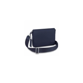 Louis Vuitton Takeoff Messenger