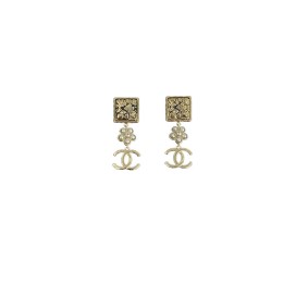 Chanel Pearl Earrings Shop
